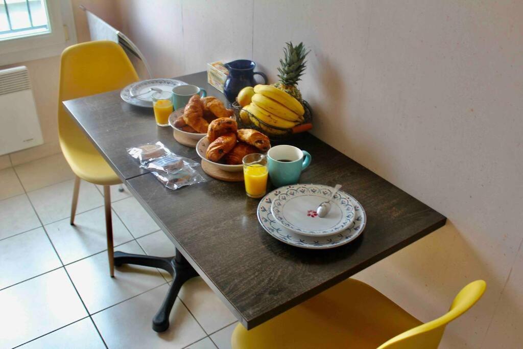 Normandy Confort - Wifi & Calm - Bayeux Centre ภายนอก รูปภาพ
